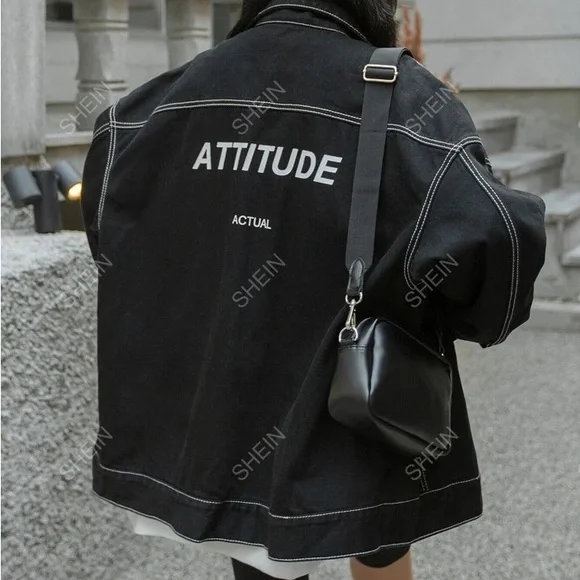 DAZY Letter Graphic Drop Shoulder Top-stitching Denim Jacket - Picture 2 of 4